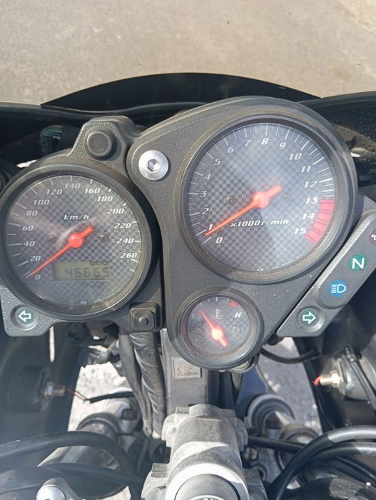 Honda hornet 600S 2001 impecável