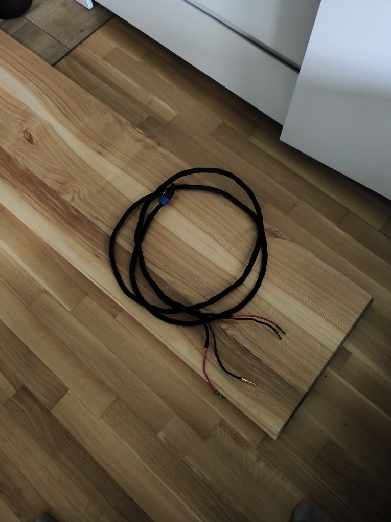 Rel Q201E acoustics