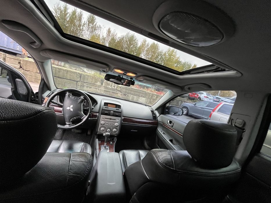 Mitsubishi galant 2009