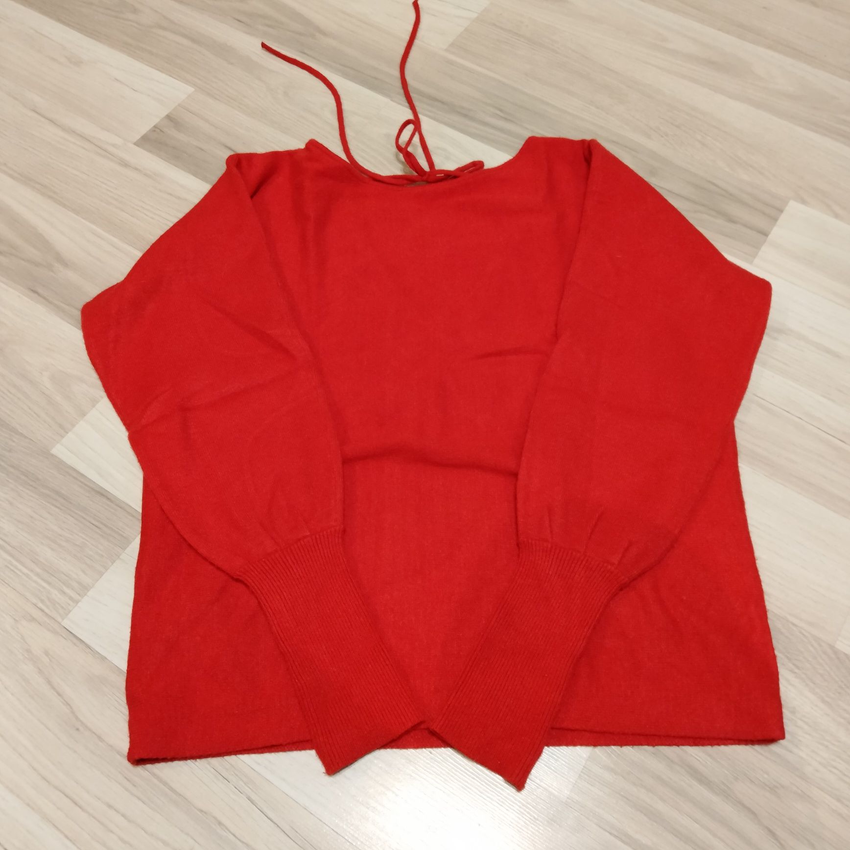 Czerwony sweterek, Reserved, S 36