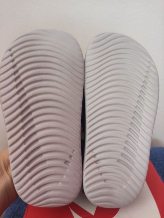 Nowe, Sandały Nike Sunray Adjust 5 V2 , rozmiar 27,niebiesko-szare