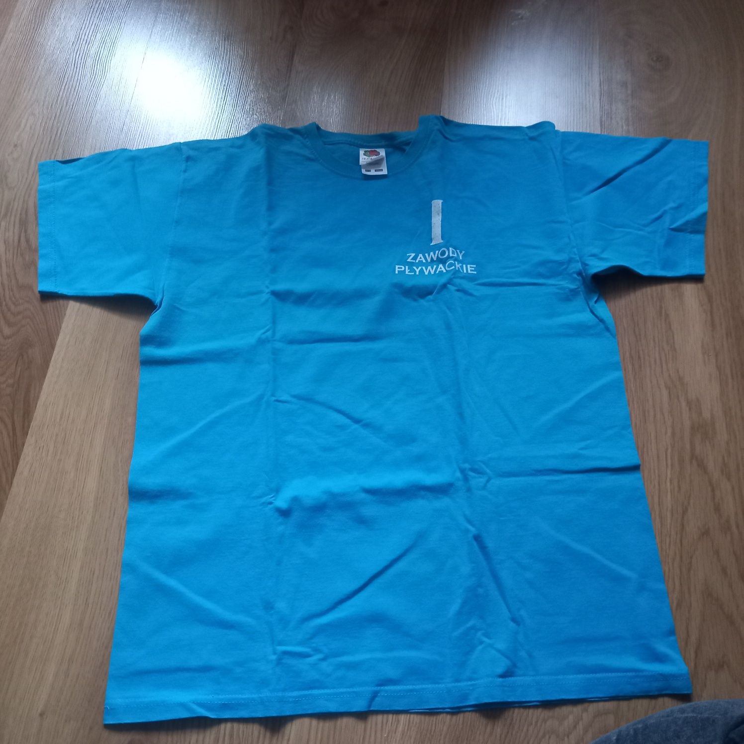 Oddam 5 koszulek