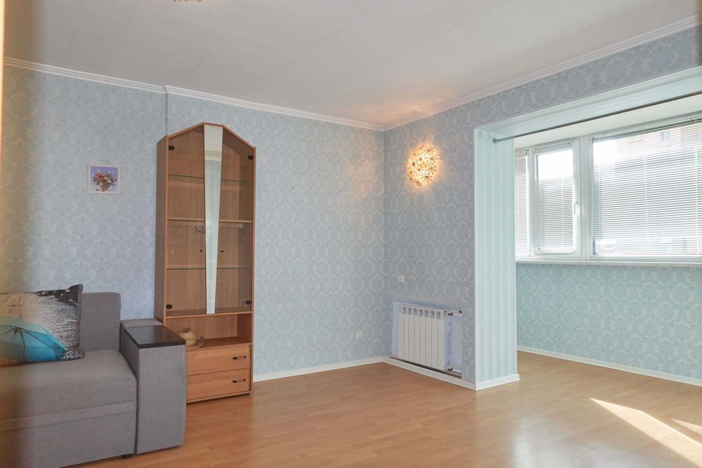 2к. 61м. ул. Антоновича 91/14, угол Лабораторная. Кирпичный.