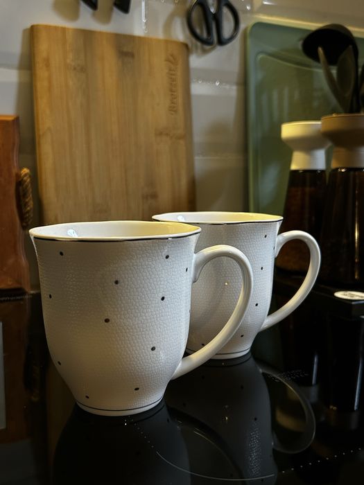 Zestaw 4 kubki i 6 miseczek Home & you