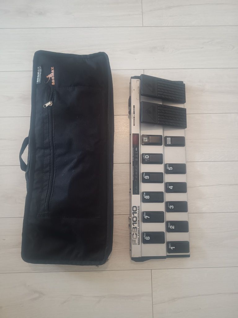 Behringer FCB 1010