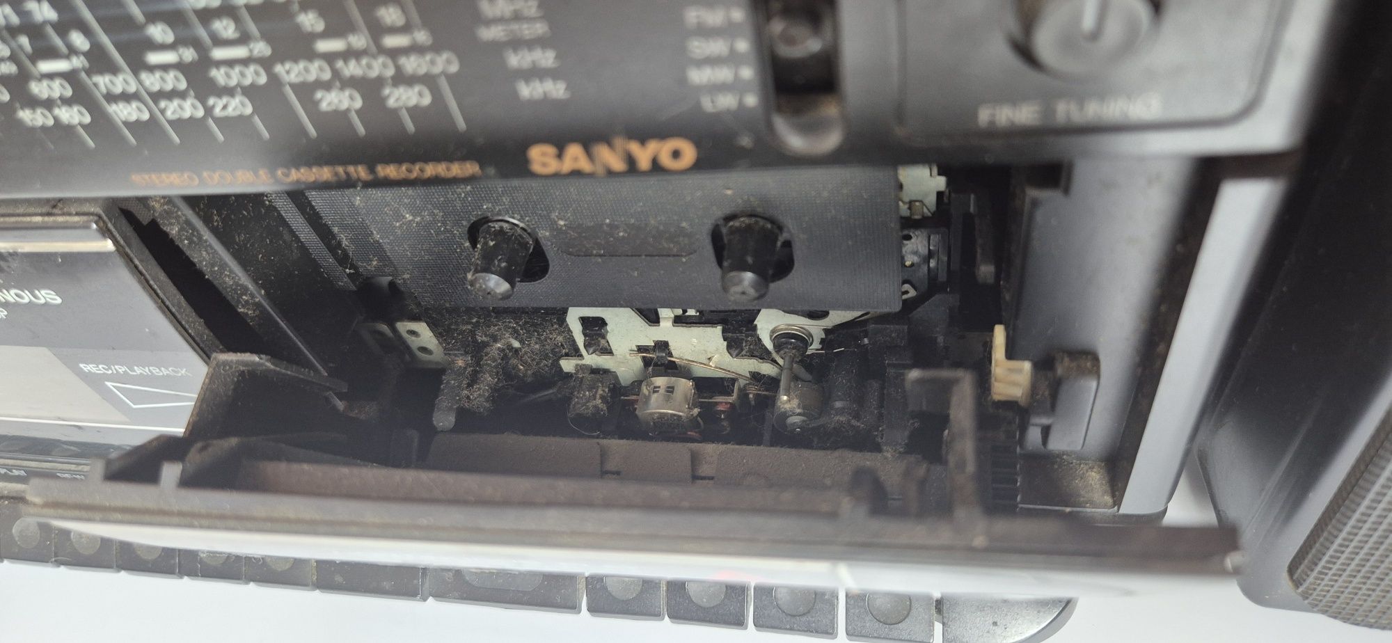 Radiomagnetofon vintage Sanyo MW171LO sprawny