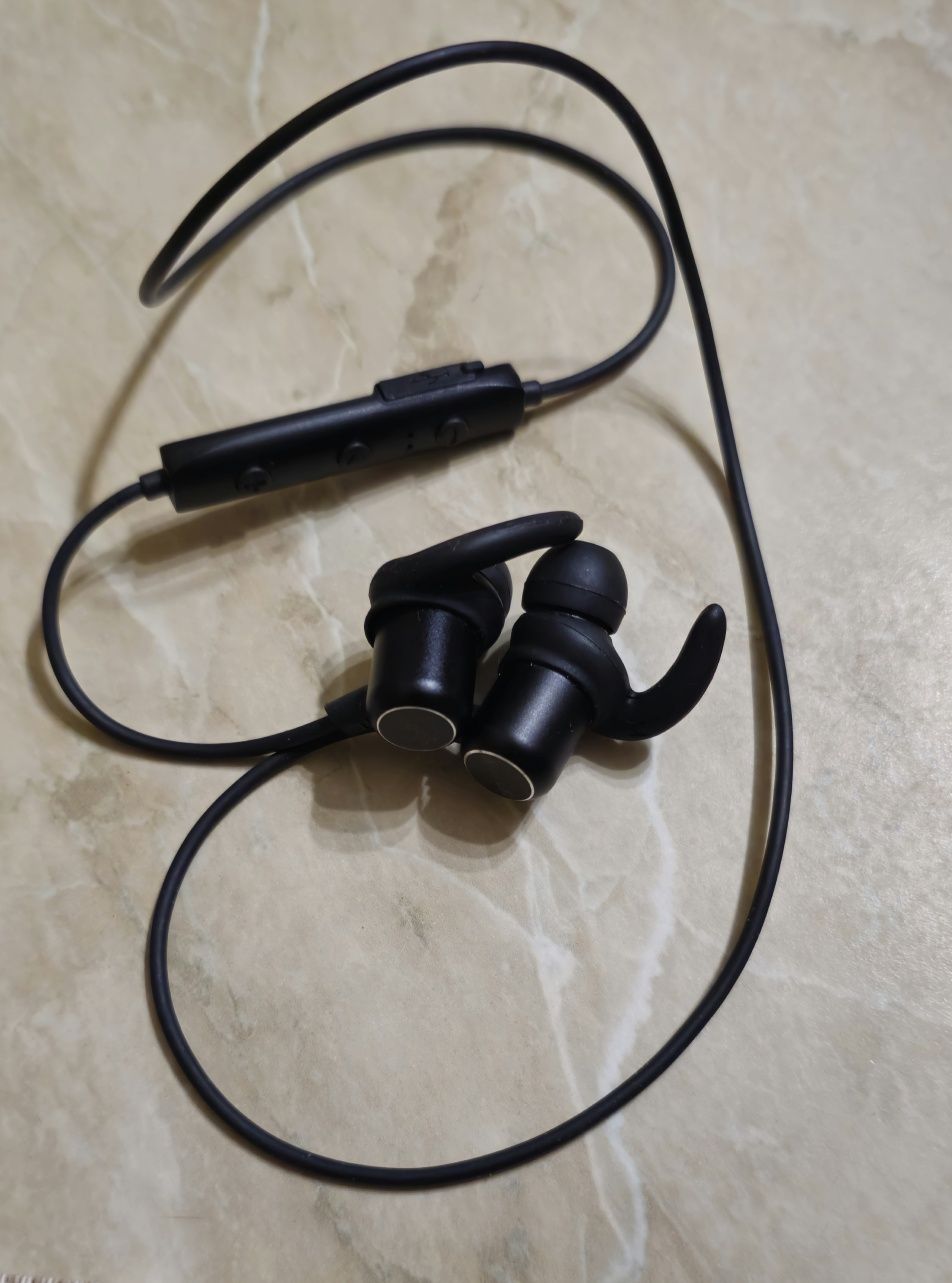 Anker SoundBuds навушники Anker