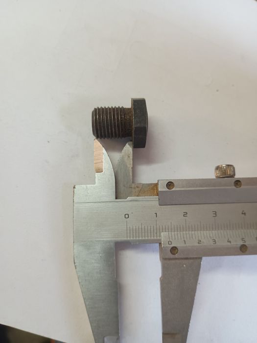 Śruby zaciskowe montażowe do strugarki do wału jaroma-