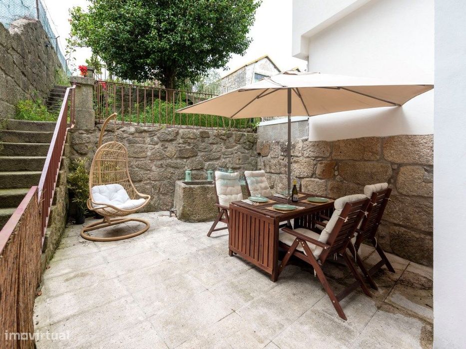 Apartamento Mobilado e Equipado T1+1 Mezannine