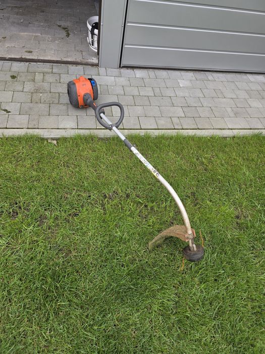 Podkaszarka spalinowa husqvarna 122 C