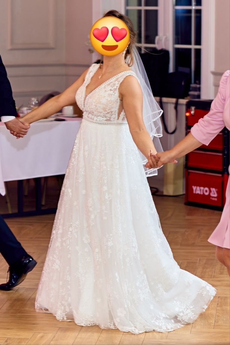 Suknia ślubna r. 36 z długim welonem 230 cm