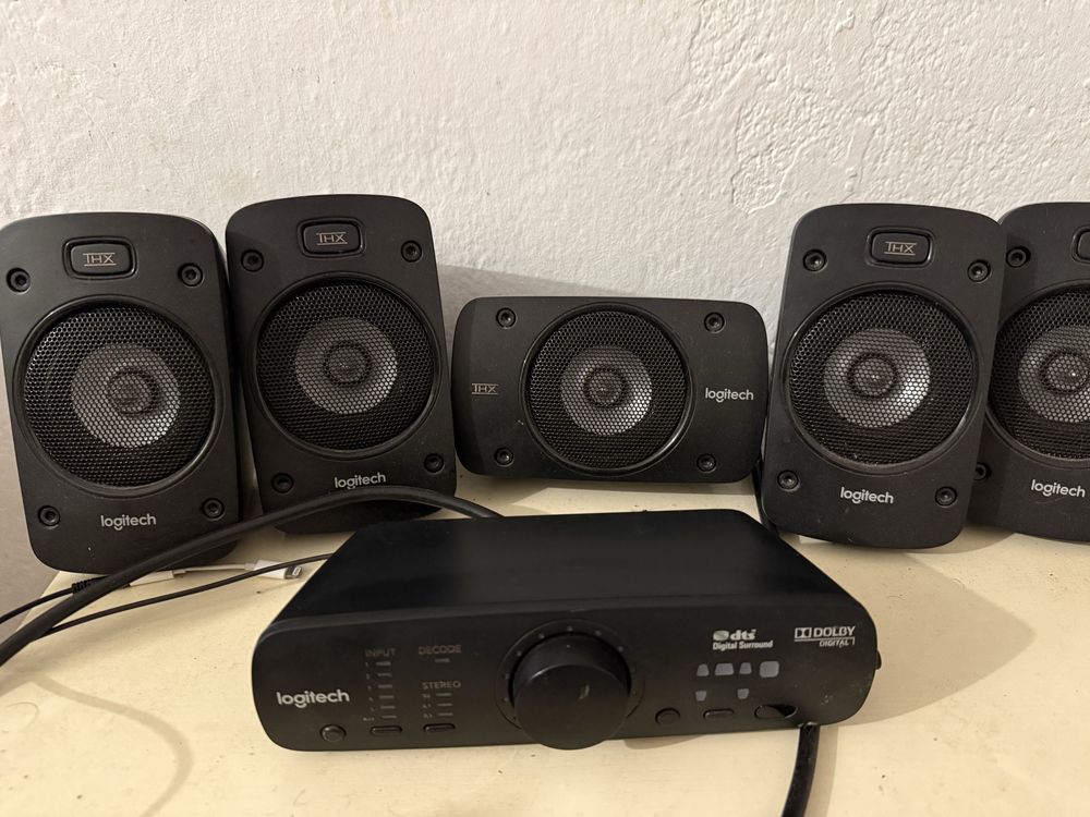 Vendo colunas Logitech Z906