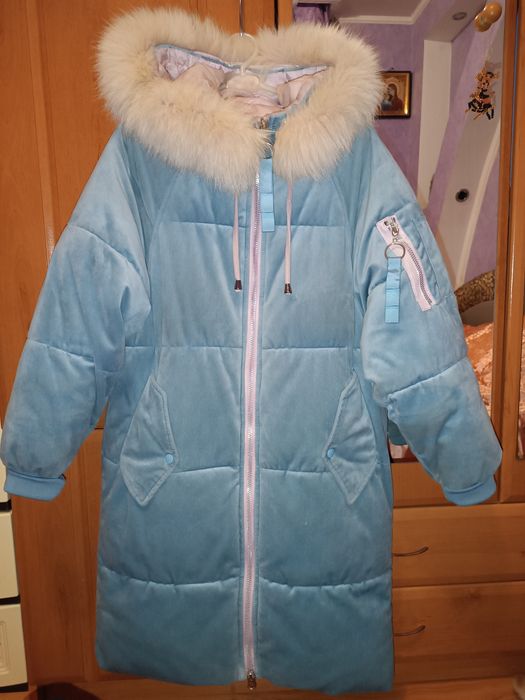 Гарне зимове пальто! Розмір 44-46