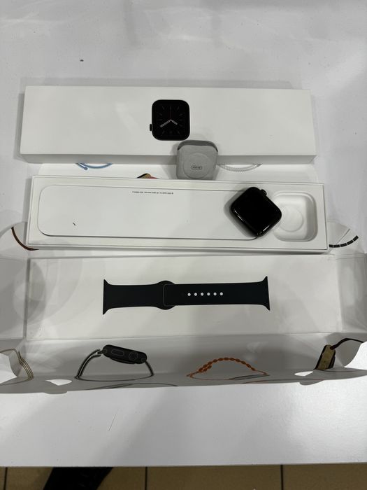 Apple Watch Series 6  GPS + LTE Stainless Steel 44mm комплект