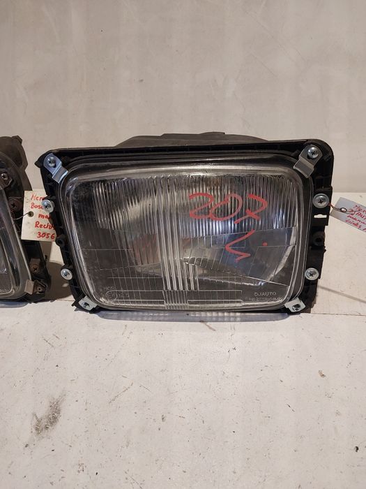 Mercedes 207 lampa przednia prawa lewa reflektor prawy lewy
