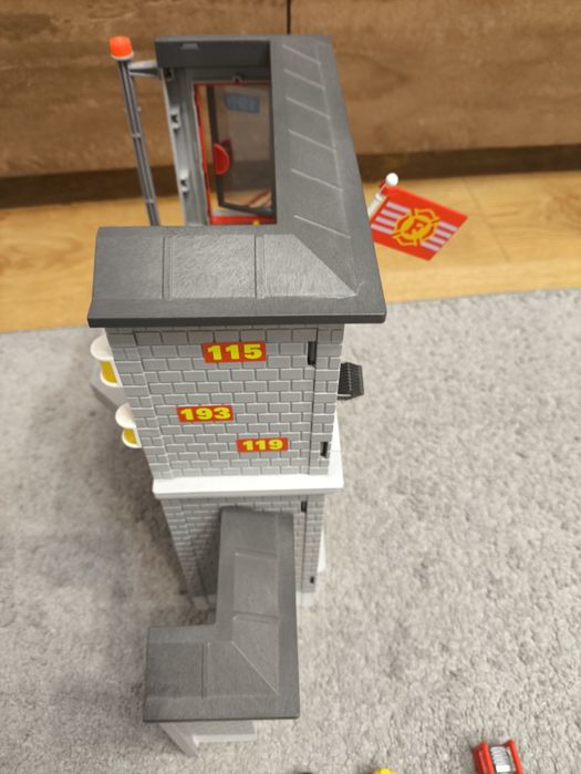 Straż remiza playmobil