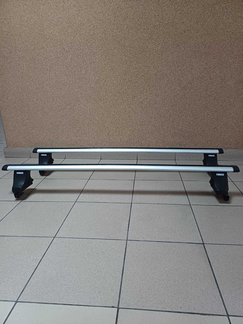 Belki dachowe Thule do Toyota Corolla  e12
