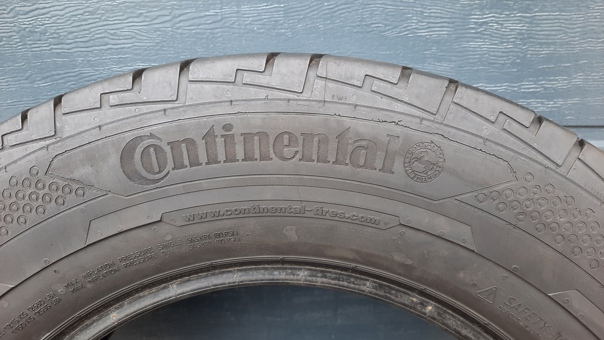 Continental 235/65 R16 C ContiVanContact 100