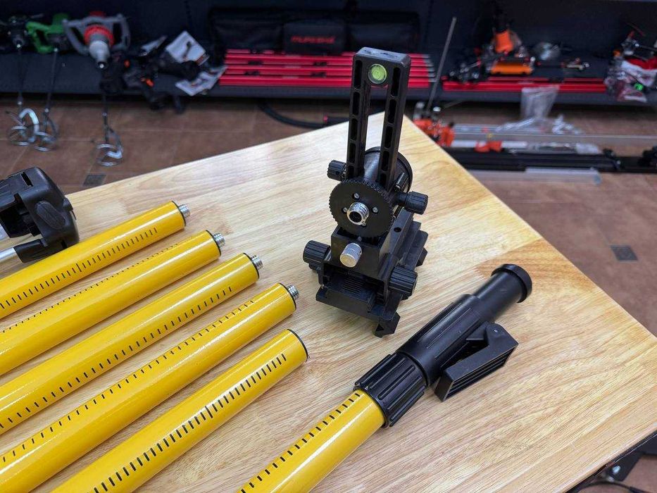 Комплект Телескопическая Штанга +Тринога ( штатив) 3.7 м. для нивелира