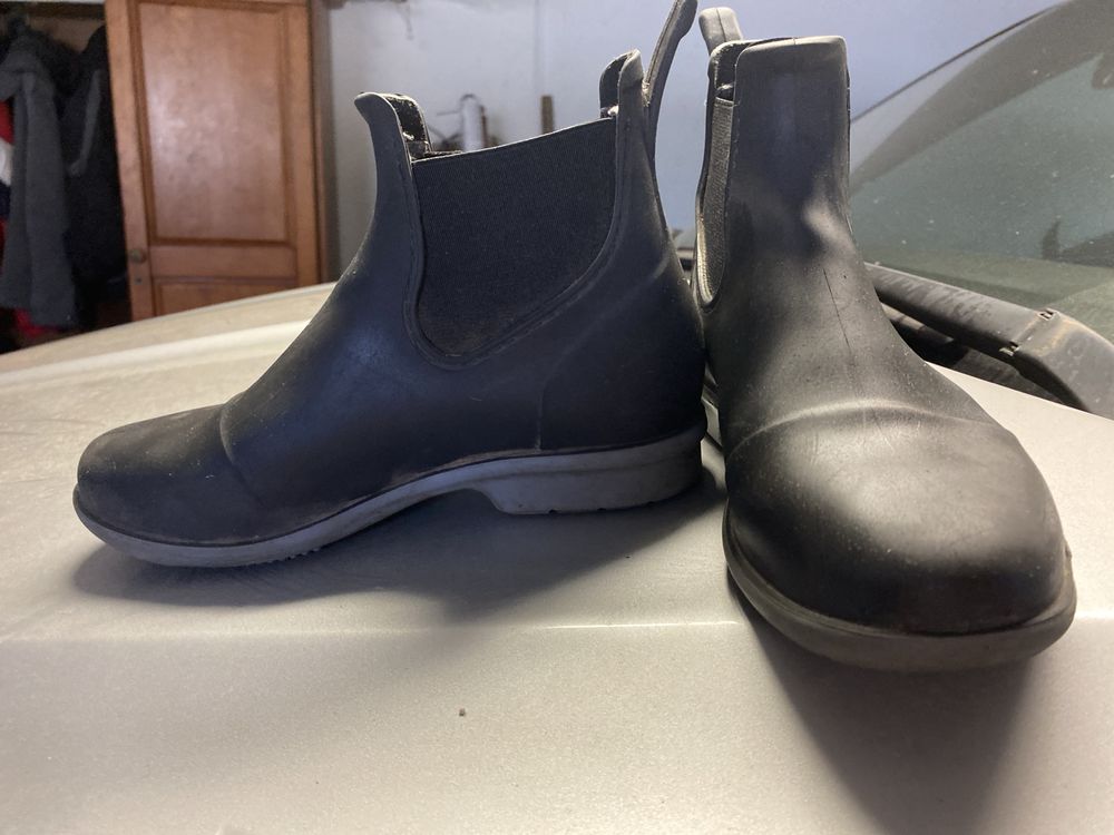 Botas de iquitaçao