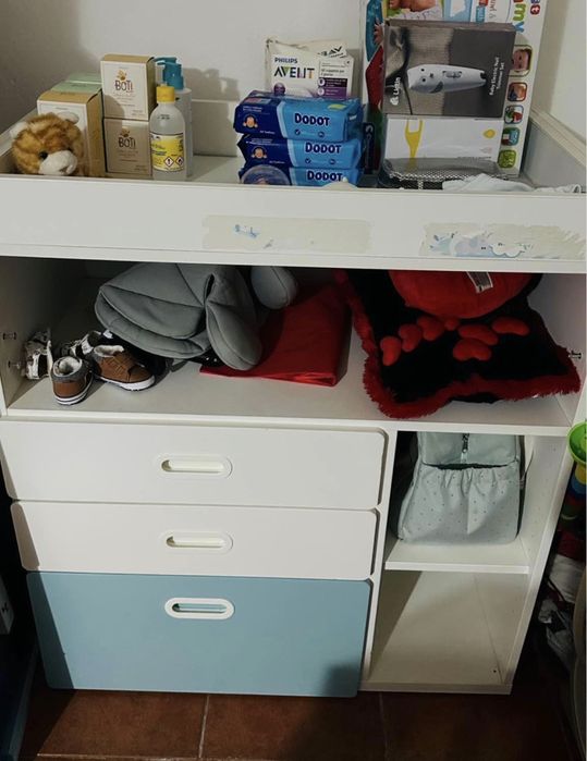 Comoda para bebe