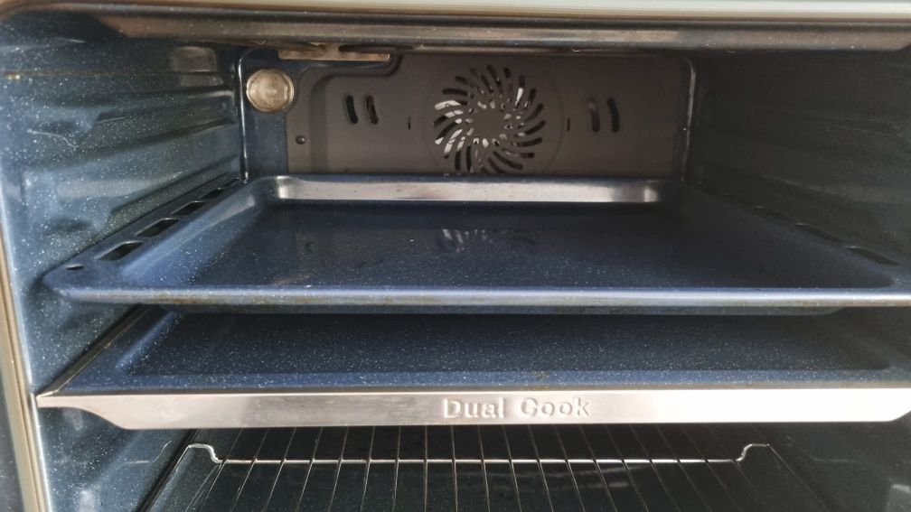 Sprzedam piekarnik Samsung Dual Cook NV66M3531BB8