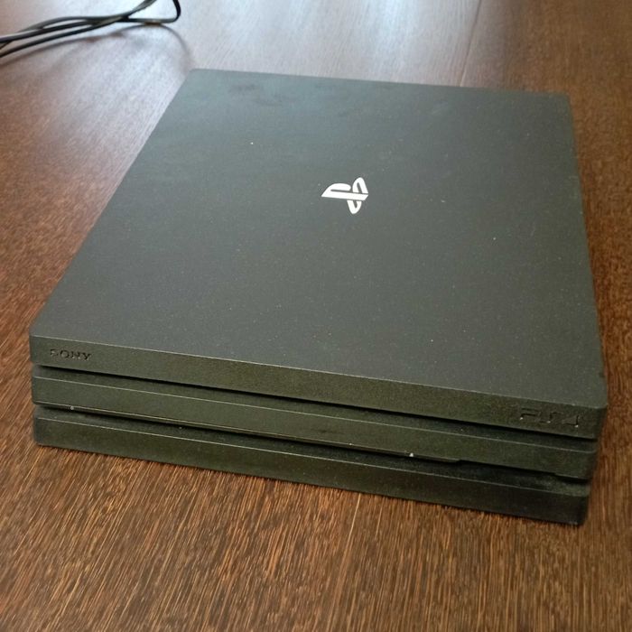 Playstation 4 pro дивіться опис