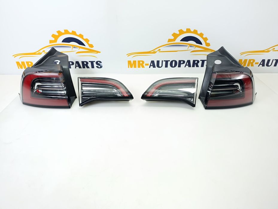 Комплект задні ліхтарі Tesla Model 3/Y  Європа жовтий поворот Global