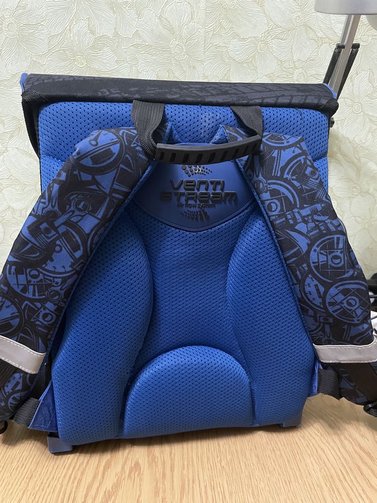 Портфель шкільний / рюкзак / ранець для хлопчика