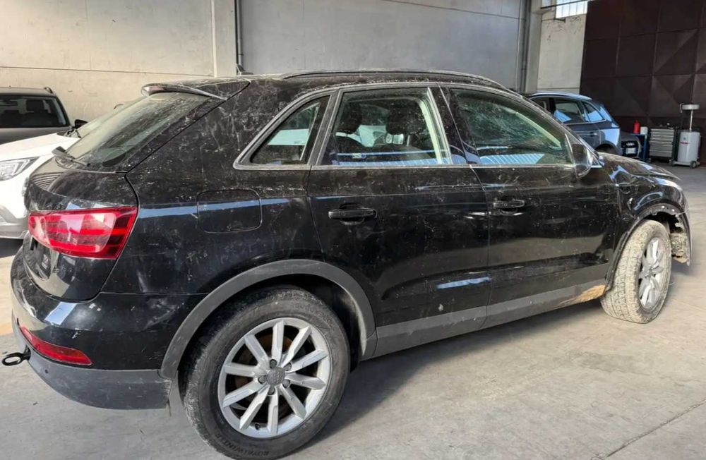 Бампер Audi Q3  8U шрот  Ауди Ку 3 разборка запчасти бу