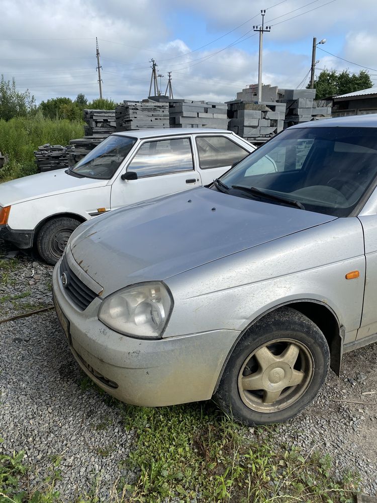 Продам приору в робочому стані