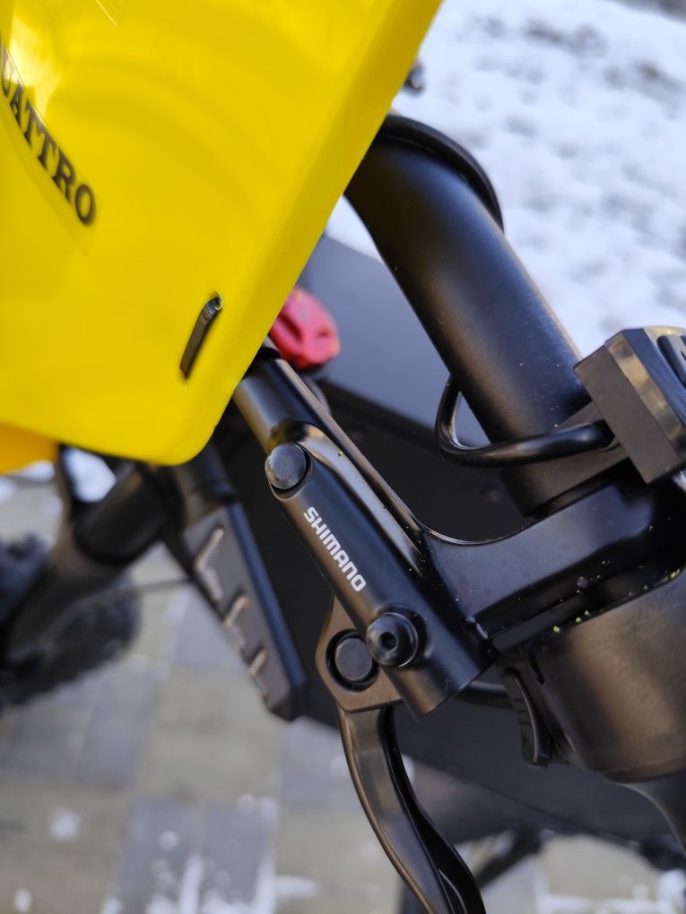 Повнопривідний електробайк Enduro
