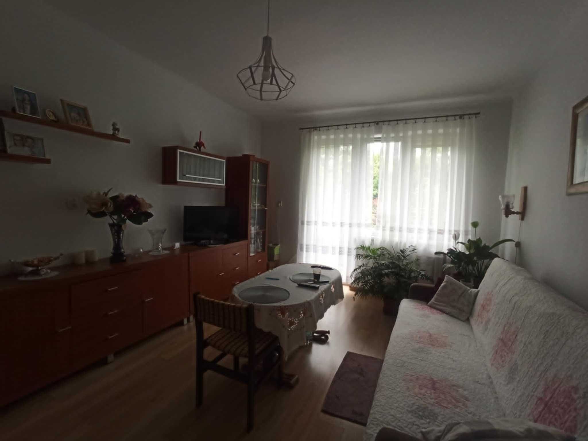 Sprzedam kawalerkę 35m ,II p, ul Sienkiewicza 68