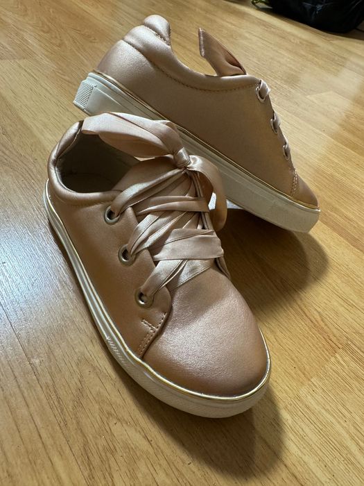 Кеди мокасини кросівки