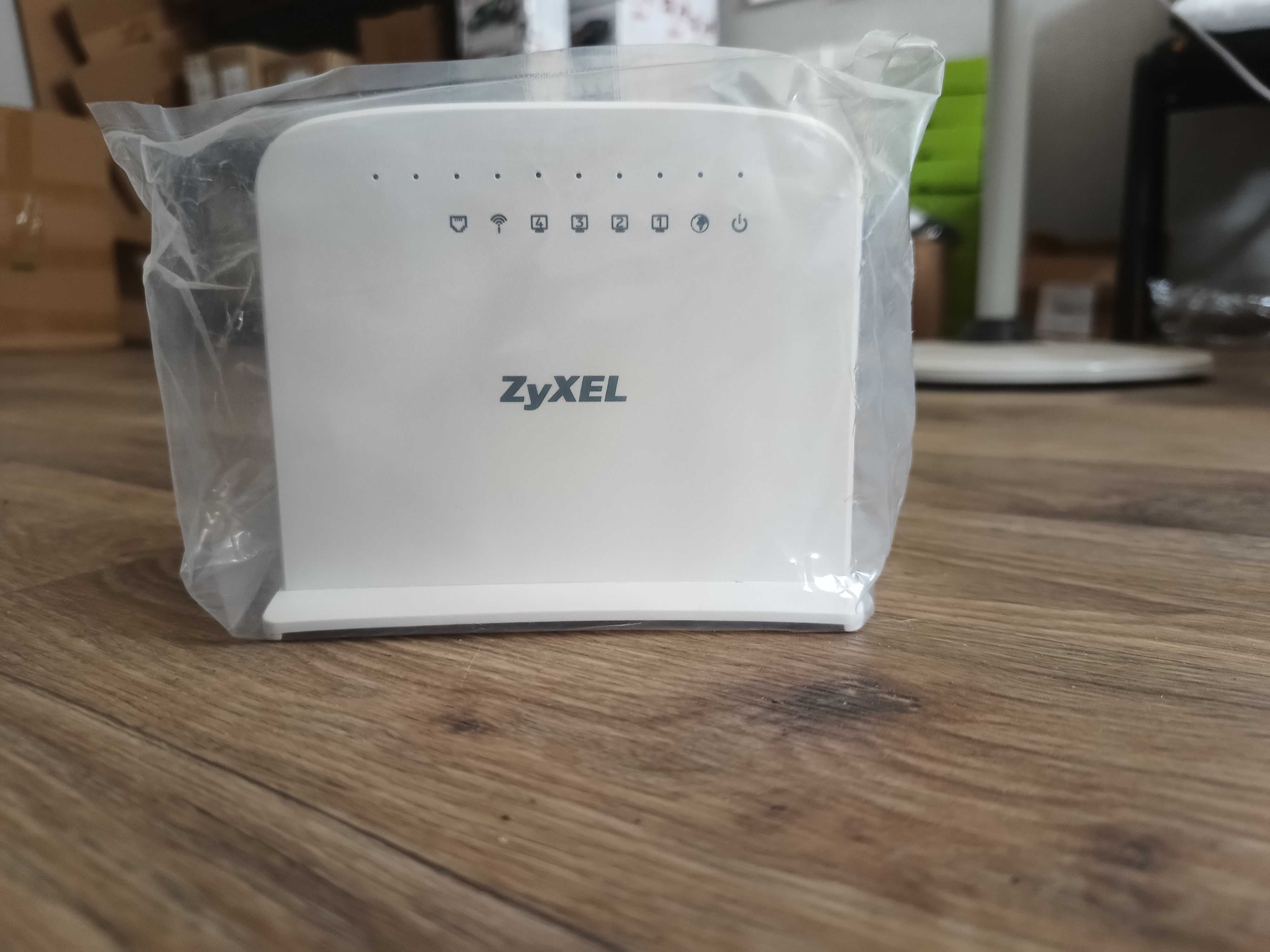 Wi-Fi роутер ZyXEL AMG1302-T30D білий