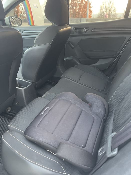 Рено меган 4 2017 рік