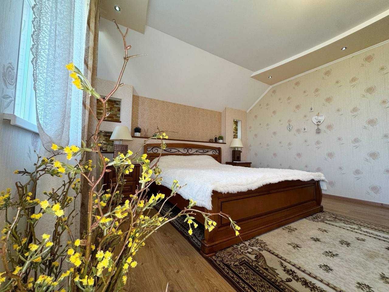 Продаж сучасного будинку, ландшафт, 10 сот.( Старе місто)