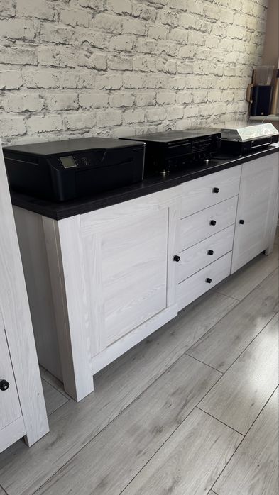 Komoda Hesen / Porto / Antwerpen BlackRedWhite