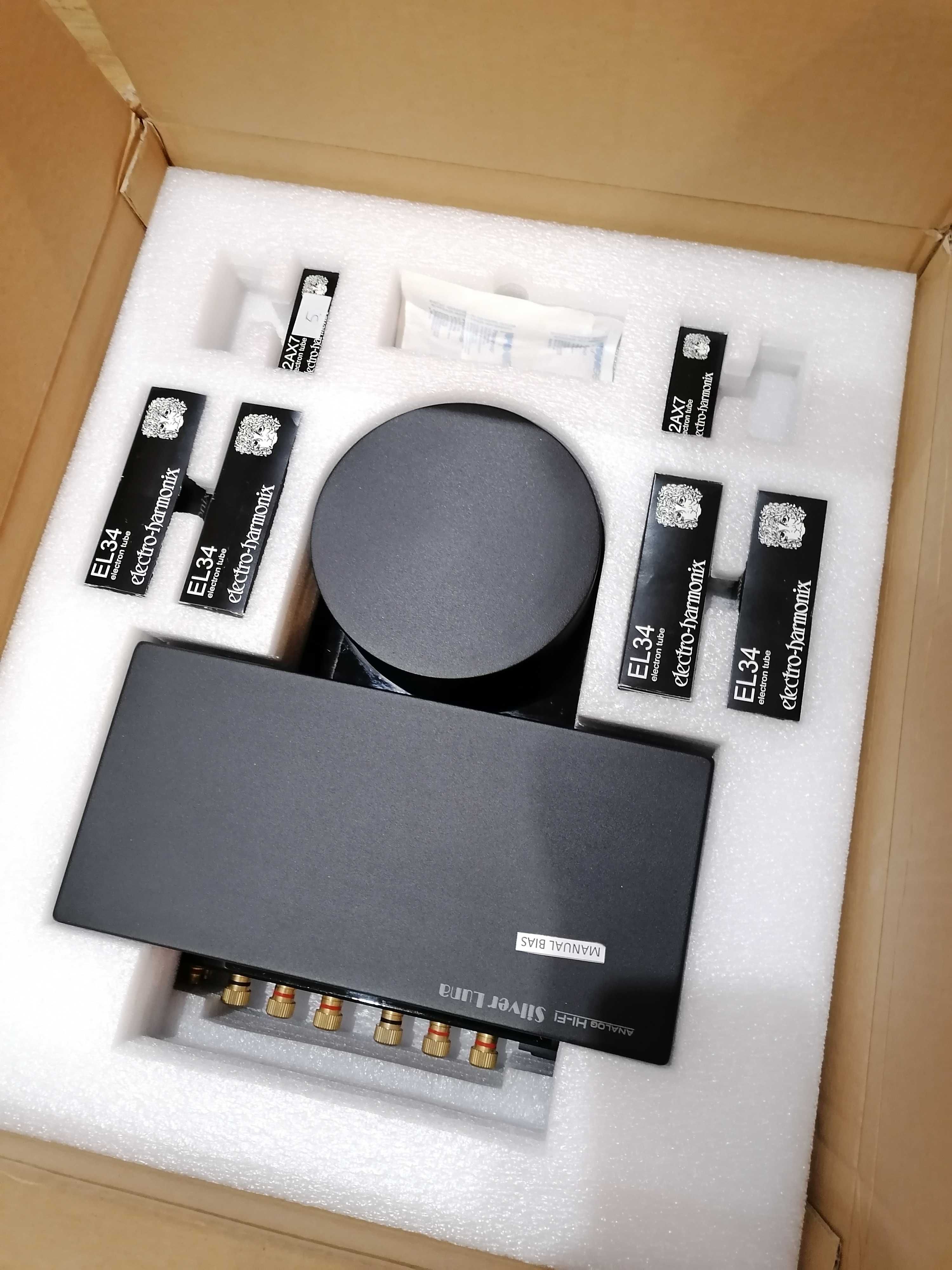 Wzmacniacz lampowy Fezz Audio model Silver Luna piękny