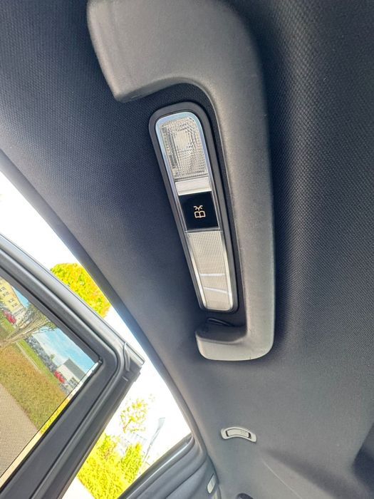 Продам Mercedes-Benz W221 S550