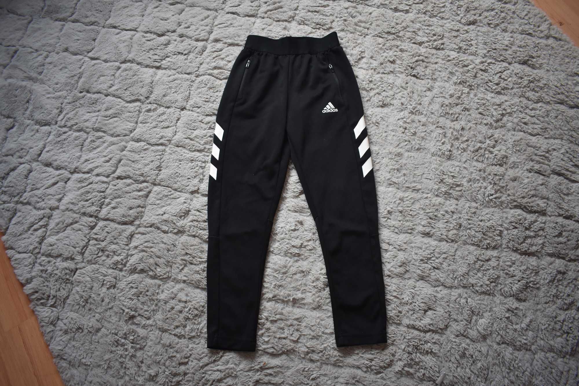 Spodnie dziewczęce adidas r. 140-146