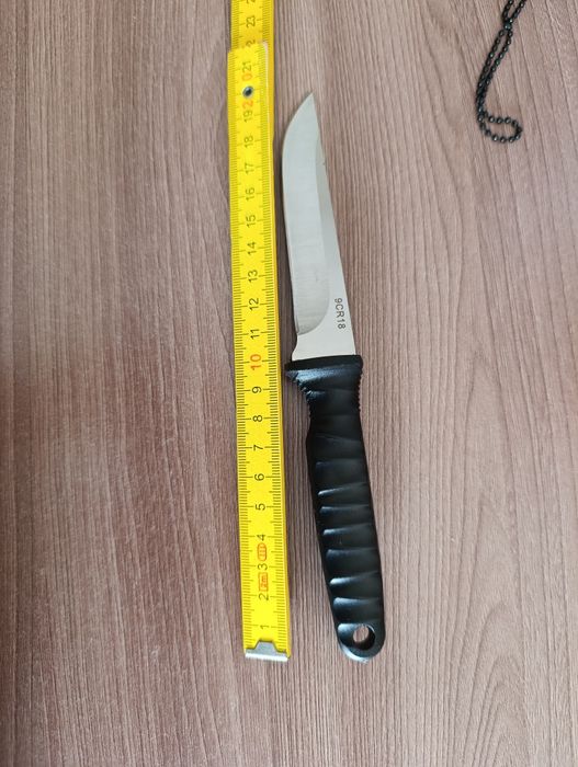 Ніж кухонний нож