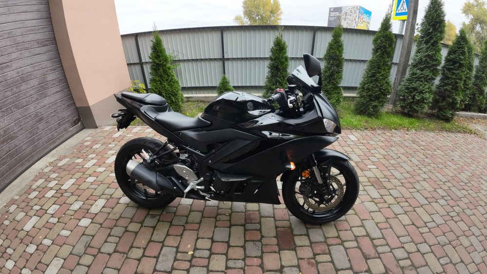 Yamaha R3 2021 рік