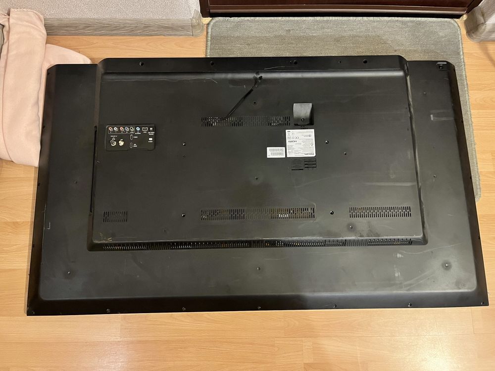 Telewizor Philips 55 cali, LED 4K UHD, cały, do naprawy
