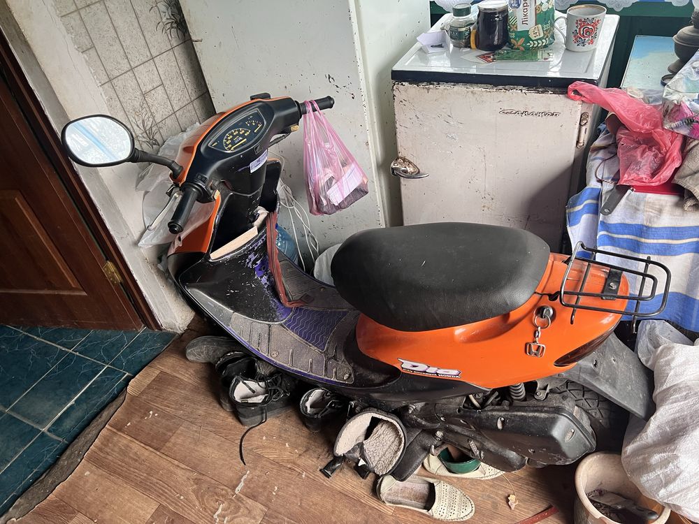 Продам Мопед honda dio