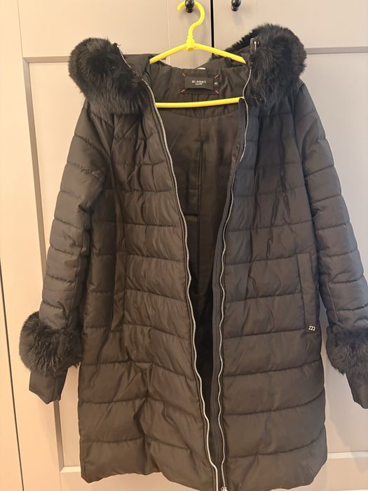 Kurtka zimowa Monnari rozmiar 40 kolor czarny