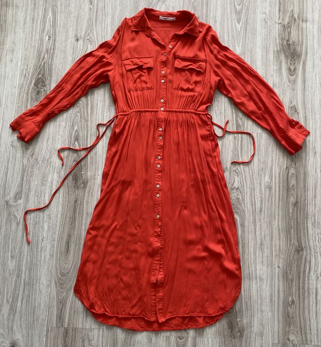 Czerwona sukienka Sinsay m wiskoza