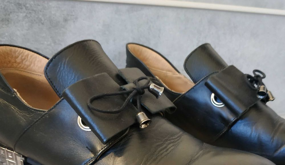 Buty damskie ze skóry naturalnej.Roz.40