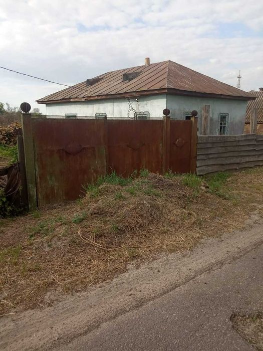 Недорого продам будинок з гарною ділянкою с.Кулажинці вул.Центральна!