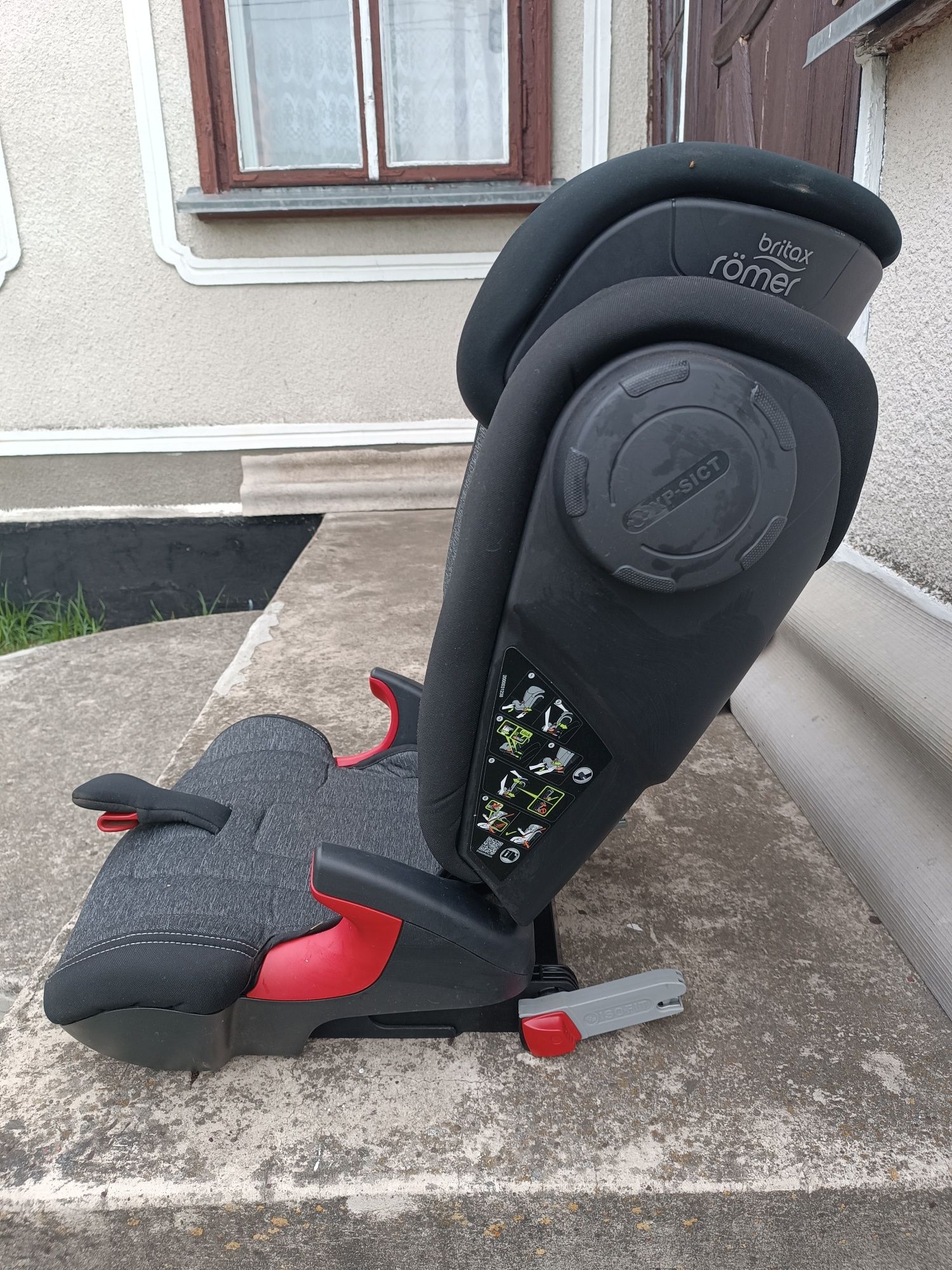 Britax Romer Kidfix 15-36кг 3-12 років